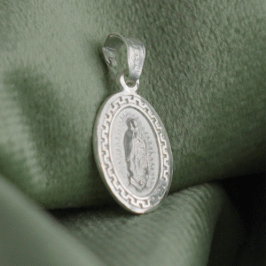 Dije Orbe Guadalupe Halo Oval